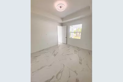 2805 26th St SW, Lehigh Acres, FL 33976 - Photo 14