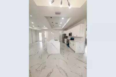 2505 48th St SW, Lehigh Acres, FL 33976 - Photo 6