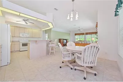 4255 Perth Ct, North Fort Myers, FL 33903 - Photo 8