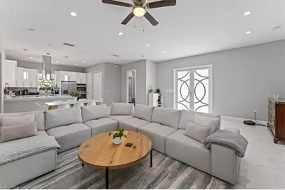 3219 64th Ave NE, Naples, FL 34120 - Photo 6