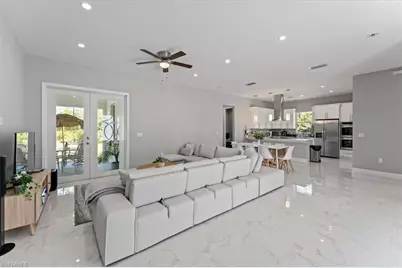 3219 64th Ave NE, Naples, FL 34120 - Photo 4