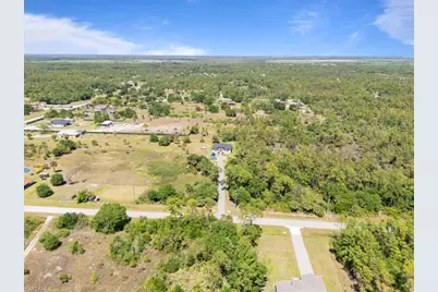 3219 64th Ave NE, Naples, FL 34120 - Photo 32