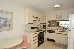 10682 Gulf Shore Dr, Naples, FL 34108 - Photo 2