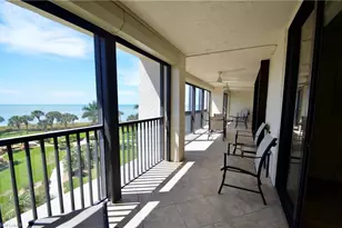 10851 Gulf Shore Dr, Naples, FL 34108 - Photo 20