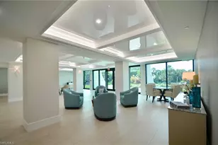 10851 Gulf Shore Dr, Naples, FL 34108 - Photo 32