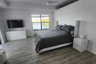 702 NW 30th Pl, Cape Coral, FL 33993 - Photo 20