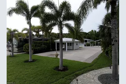 5701 Cypress Woods Resort Dr, Fort Myers, FL 33905 - Photo 6