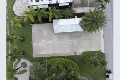 5701 Cypress Woods Resort Dr, Fort Myers, FL 33905 - Photo 2