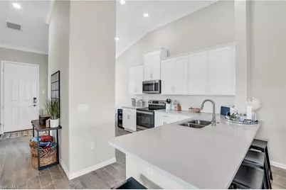 11841 Venetian Lagoon Dr #204, Fort Myers, FL 33913 - Photo 14