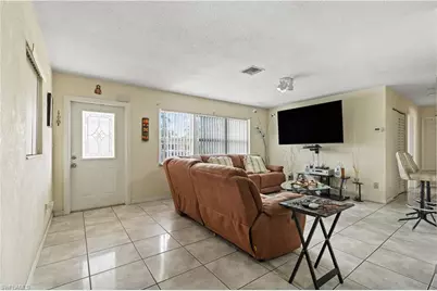 804 Alcala Ave, Lehigh Acres, FL 33936 - Photo 6