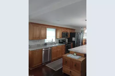 2133 SW Pine Ln #1, Cape Coral, FL 33991 - Photo 4