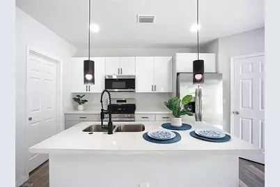 912 Anthony St E, Lehigh Acres, FL 33974 - Photo 6