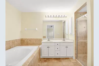 305 SE 16th Pl, Cape Coral, FL 33990 - Photo 16