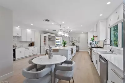 440 Kings Town Dr, Naples, FL 34102 - Photo 16