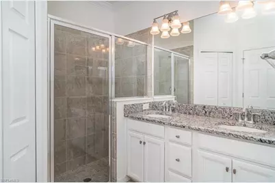 12515 Garibaldi Ln, Venice, FL 34293 - Photo 8