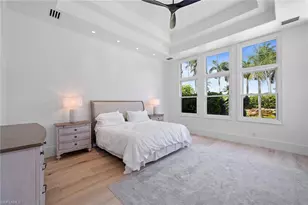 2749 Medallist Ln, Naples, FL 34109 - Photo 10