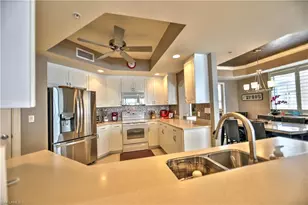 2090 W First St, Fort Myers, FL 33901 - Photo 10