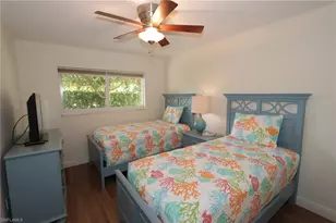 820 Ketch Dr, Naples, FL 34103 - Photo 14