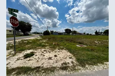 2109 NE 8th Pl, Cape Coral, FL 33909 - Photo 8