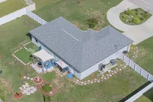 520 Wilmington Pkwy, Cape Coral, FL 33993 - Photo 6