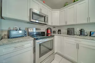 520 Wilmington Pkwy, Cape Coral, FL 33993 - Photo 16