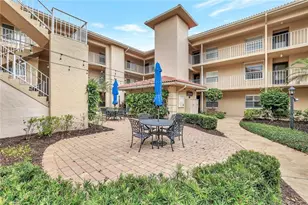 1051 Foxfire Ln, Naples, FL 34104 - Photo 18