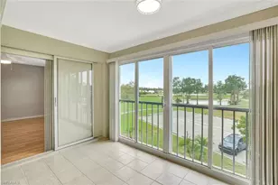 1051 Foxfire Ln, Naples, FL 34104 - Photo 14