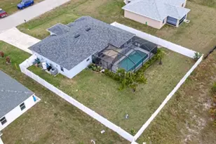 3024 NE 2nd Ave, Cape Coral, FL 33909 - Photo 2