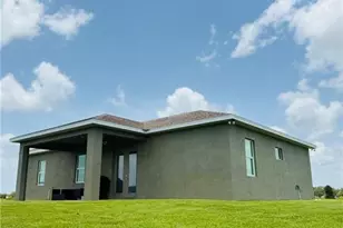 1818 Inwood Rd, Labelle, FL 33935 - Photo 6