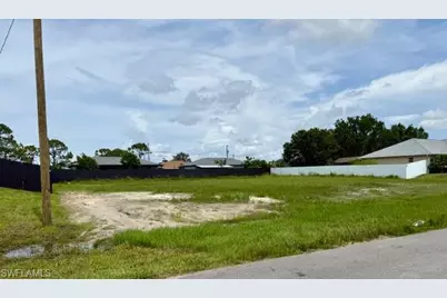 1111 NW 19th Pl, Cape Coral, FL 33993 - Photo 8