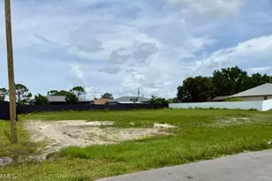 1111 NW 19th Pl, Cape Coral, FL 33993 - Photo 8