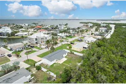 32 Fairview Blvd, Fort Myers Beach, FL 33931 - Photo 46
