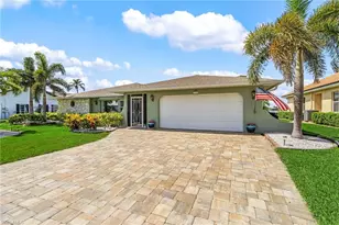 30 SE 10th Ave, Cape Coral, FL 33990 - Photo 10