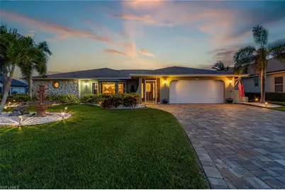 30 SE 10th Ave, Cape Coral, FL 33990 - Photo 2