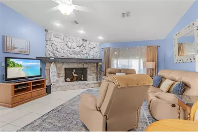 30 SE 10th Ave, Cape Coral, FL 33990 - Photo 18