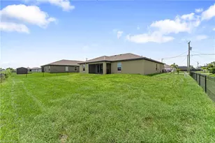 250 Lisette St, Fort Myers, FL 33913 - Photo 34