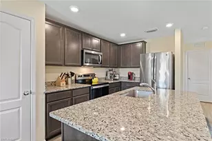 250 Lisette St, Fort Myers, FL 33913 - Photo 10