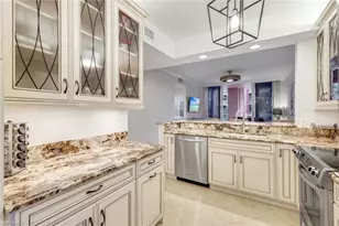 401 Bayfront Pl, Naples, FL 34102 - Photo 8