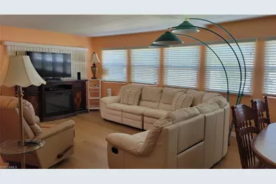 123 Sun Cir, Fort Myers, FL 33905 - Photo 10