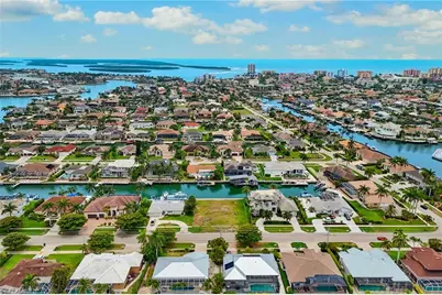 1173 Winterberry Dr, Marco Island, FL 34145 - Photo 6