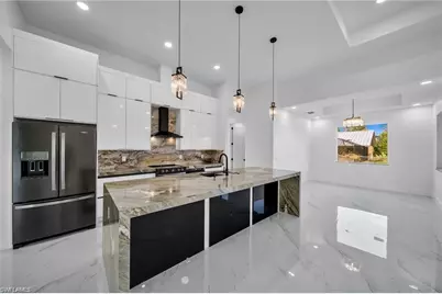 427 SW 21st Ter, Cape Coral, FL 33991 - Photo 10