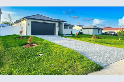 427 SW 21st Ter, Cape Coral, FL 33991 - Photo 1
