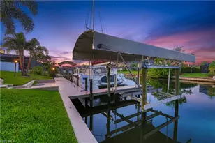 1528 SW 52nd Ln, Cape Coral, FL 33914 - Photo 2