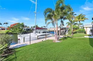 1528 SW 52nd Ln, Cape Coral, FL 33914 - Photo 34