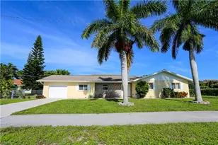 698 107th Ave N, Naples, FL 34108 - Photo 1