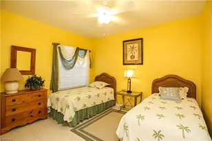 5885 3 Iron Dr, Naples, FL 34110 - Photo 32
