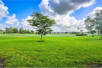 5885 Three Iron Dr #1102, Naples, FL 34110 - Photo 2