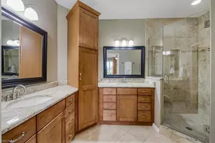 5921 3 Iron Dr, Naples, FL 34110 - Photo 16