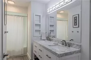 742 99th Ave N, Naples, FL 34108 - Photo 12