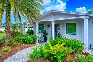 757 101st Ave N, Naples, FL 34108 - Photo 4
